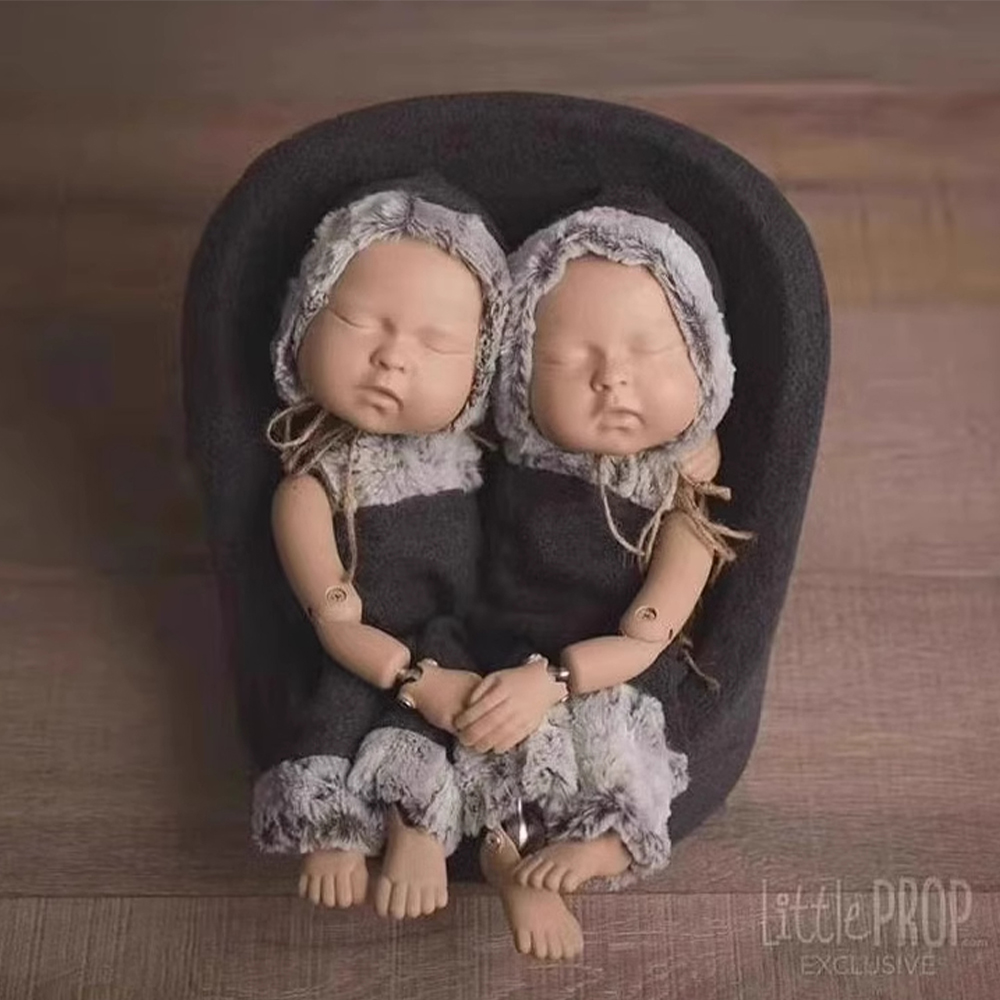 Realistic Newborn Baby Posing  - Photography Training recension och pris
