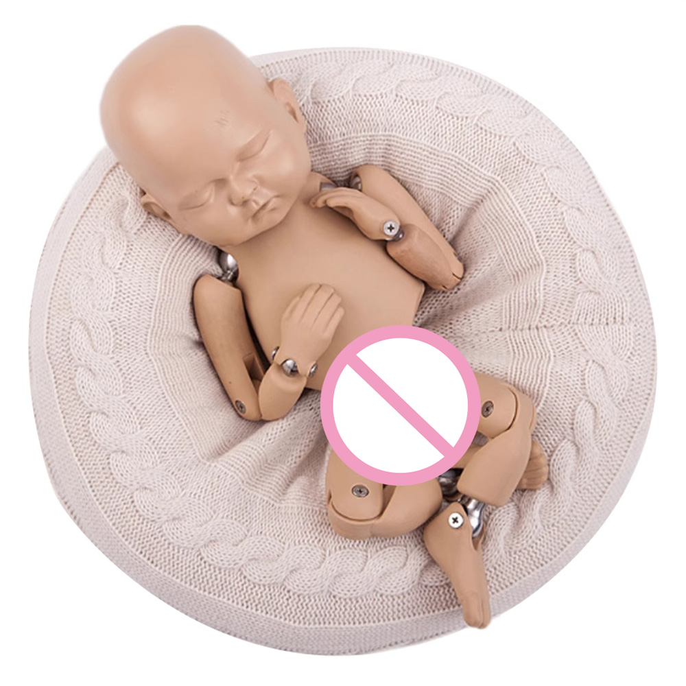 Realistic Newborn Baby Posing  - Photography Training recension och pris